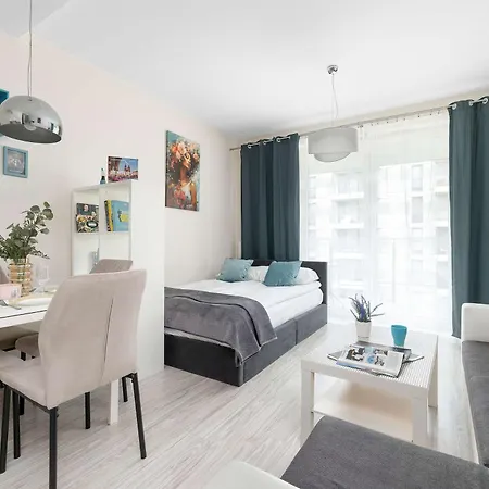 Apartment Cozy Near The Wisla River With Balcony By Renters *